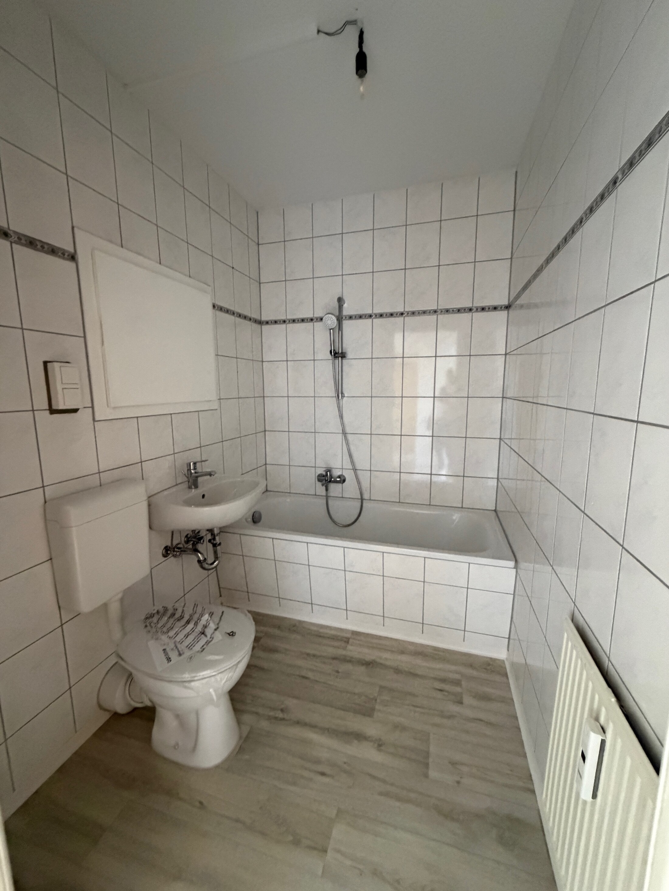 Albert-Schweitzer-Stra&szlig;e 5, 08529 Plauen